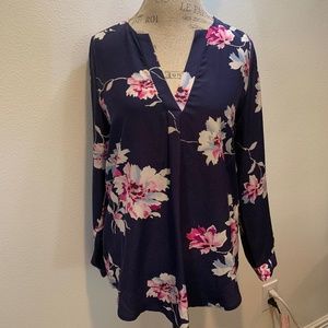 Navy blue long sleeve top